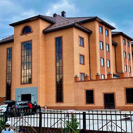 Hotel Gloria Deluxe Borovoe Exteriör bild