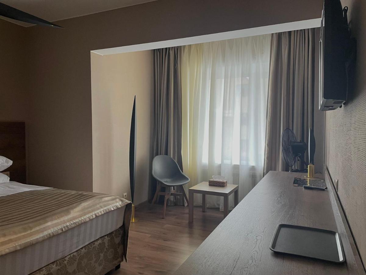 Hotel Gloria Deluxe Borovoe Exteriör bild